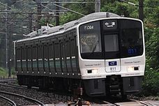811系リニューアル電車