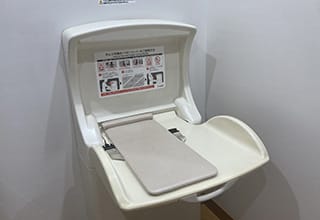 おむつ替えシート1台