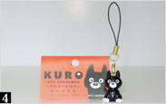 写真：[4]くろちゃんストラップ