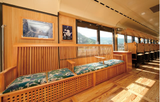 写真：ソファーシート