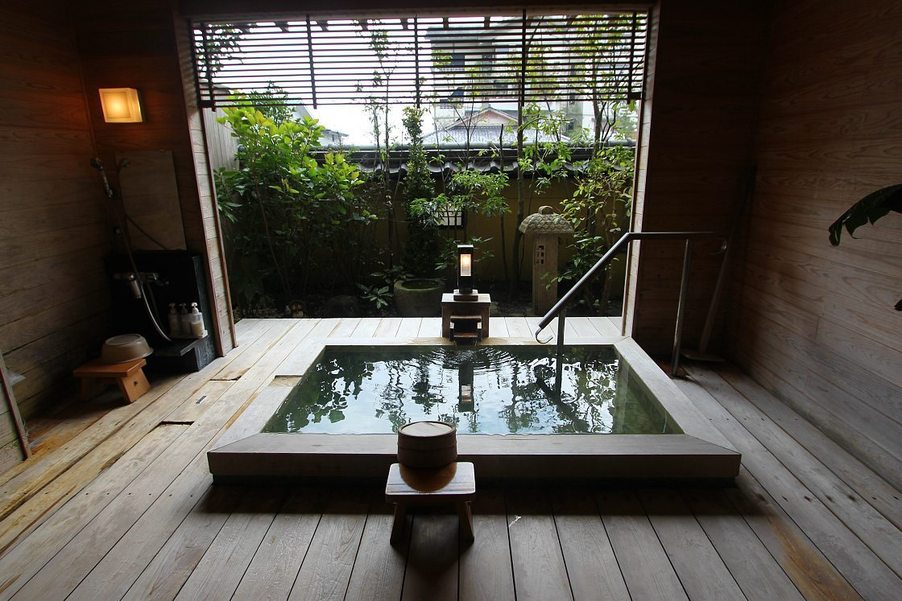 Shusuien's Japanese-style private bath