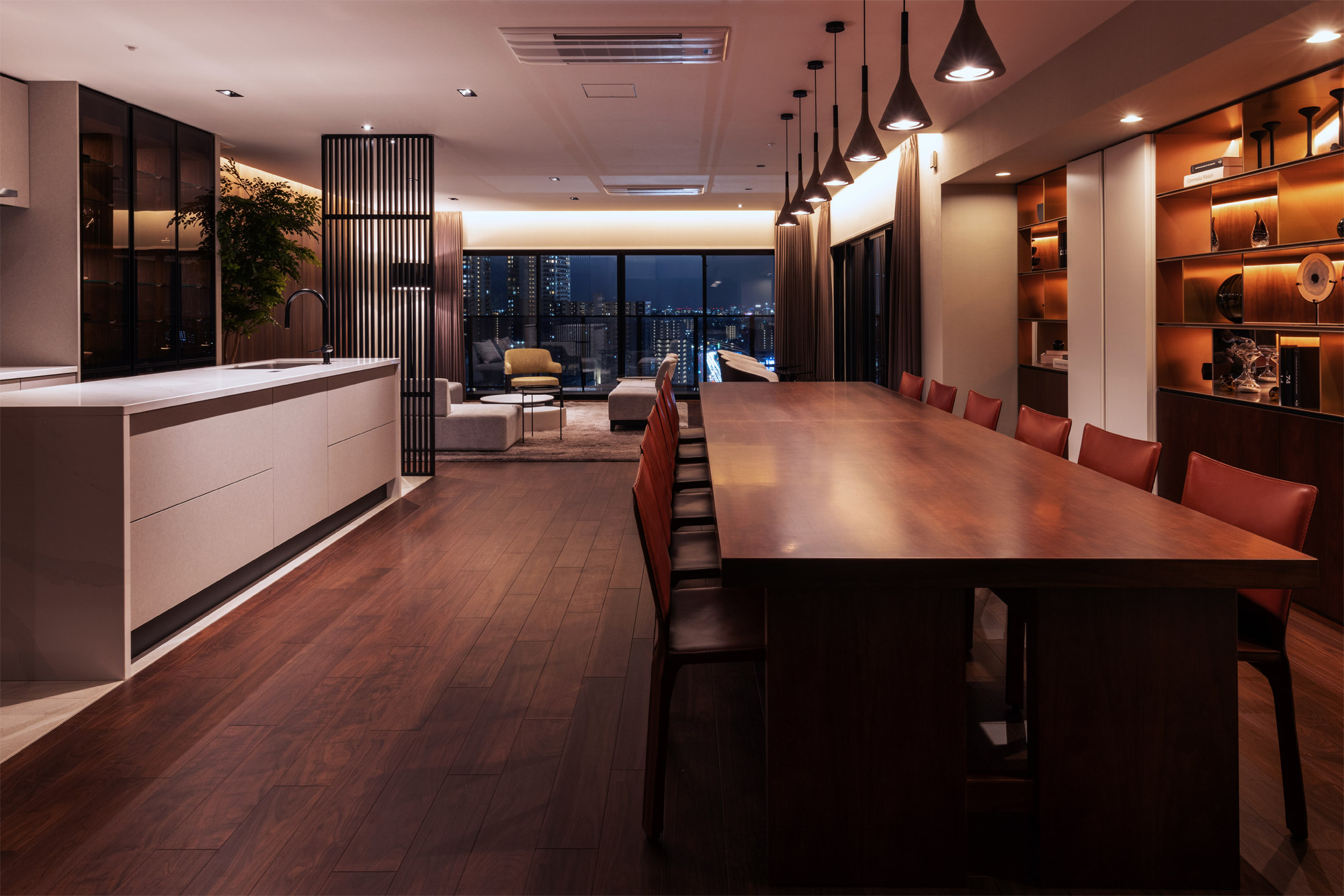 SKY LOUNGE