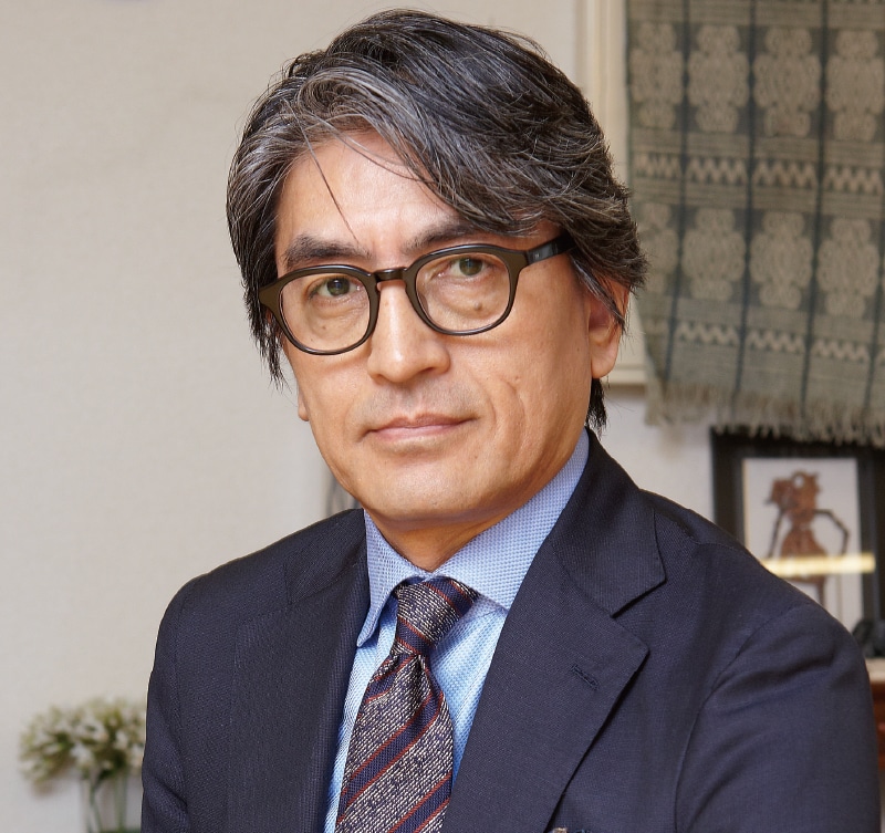 チーフデザイナー 総合デザイン監修 中村 大輔
