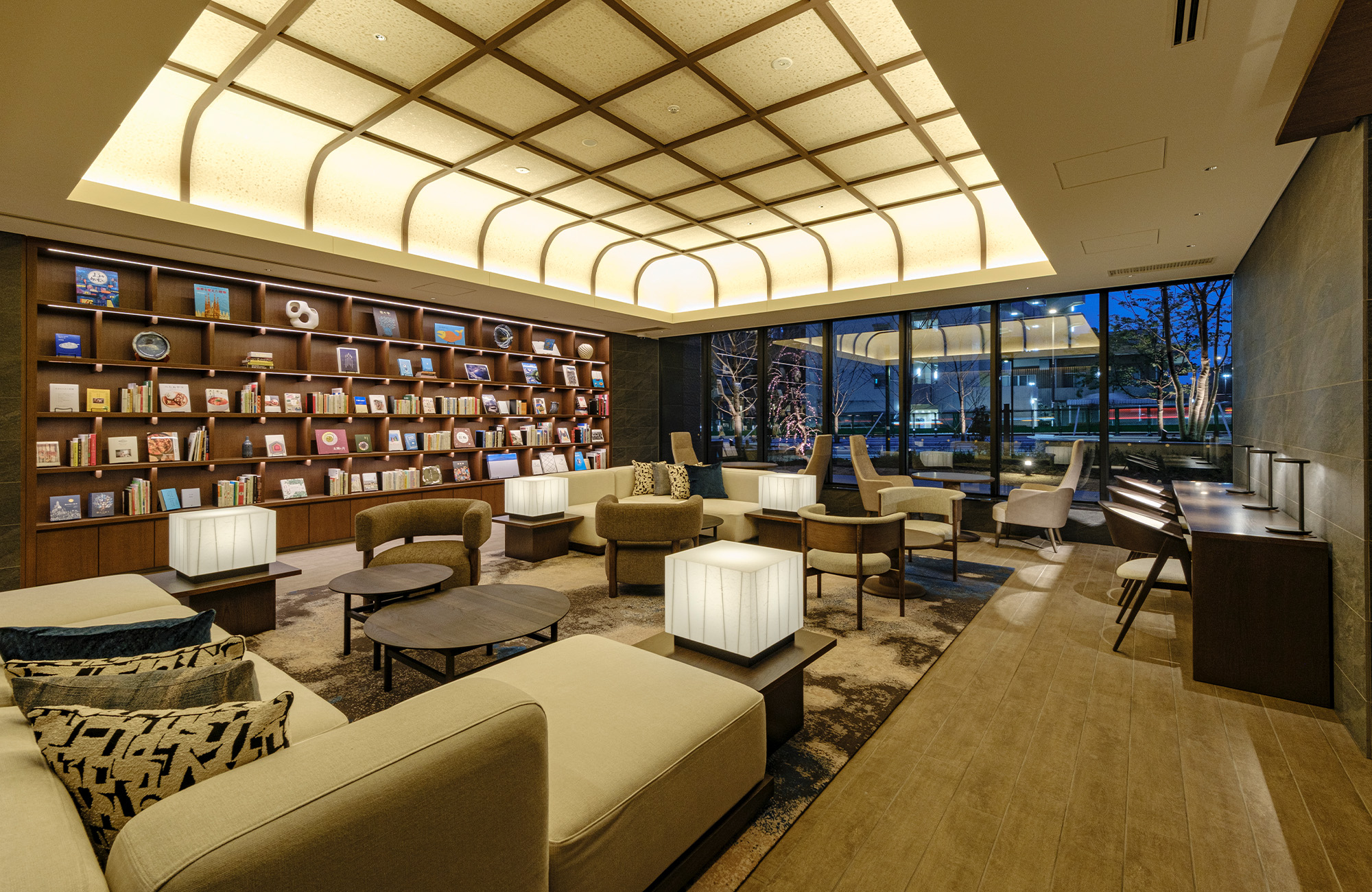 ライブラリラウンジ