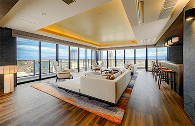 スカイラウンジ