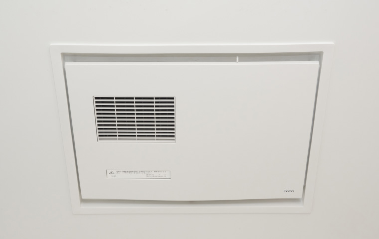 浴室換気暖房乾燥機